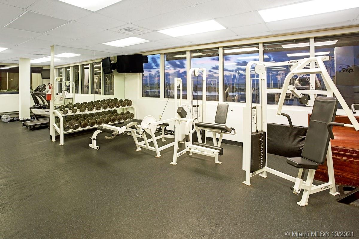 THE AVENTURA BEACH CLUB C - Residential