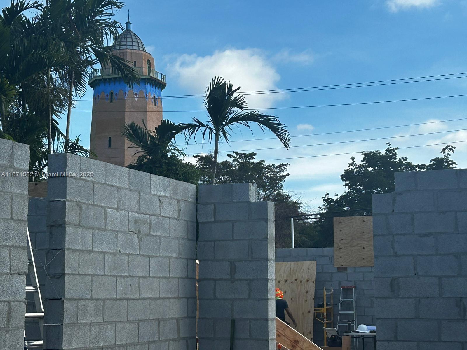 ¤C GABLES GRANADA SEC REV - Residential