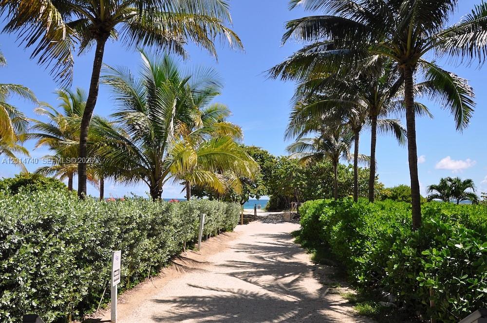 CARLISLE ON THE OCEAN CON - Residential Lease