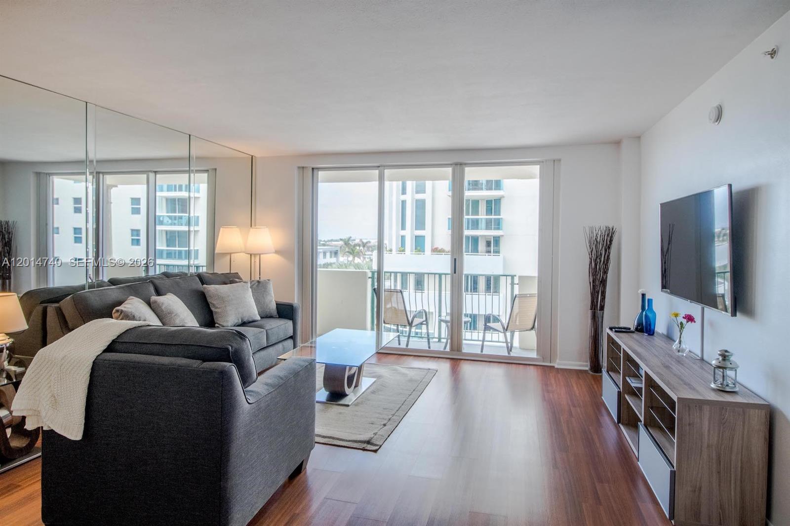CARLISLE ON THE OCEAN CON - Residential Lease