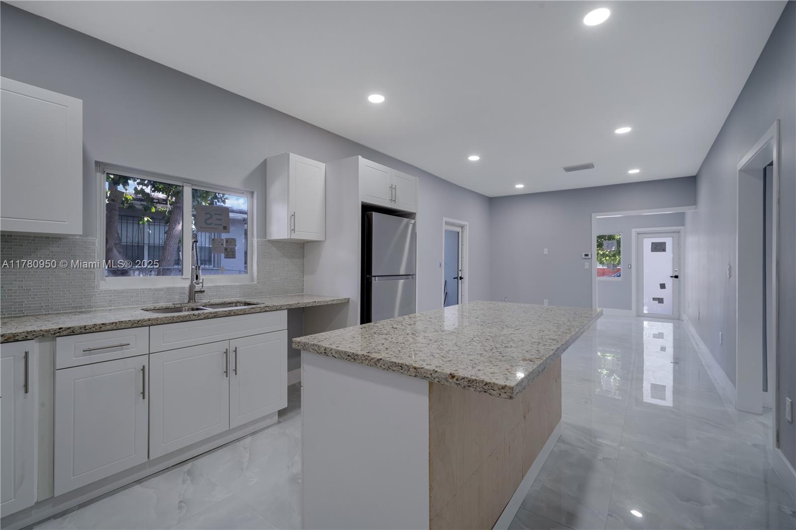 SECOND WESTMORELAND ADDN - Residential Income