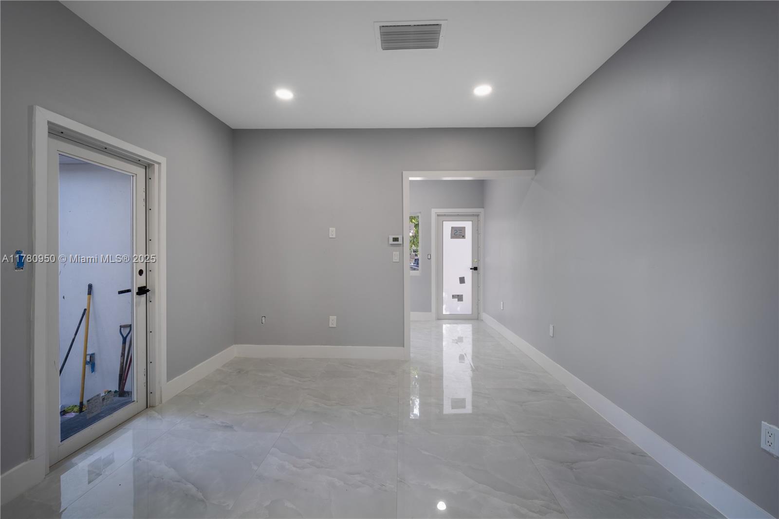 SECOND WESTMORELAND ADDN - Residential Income