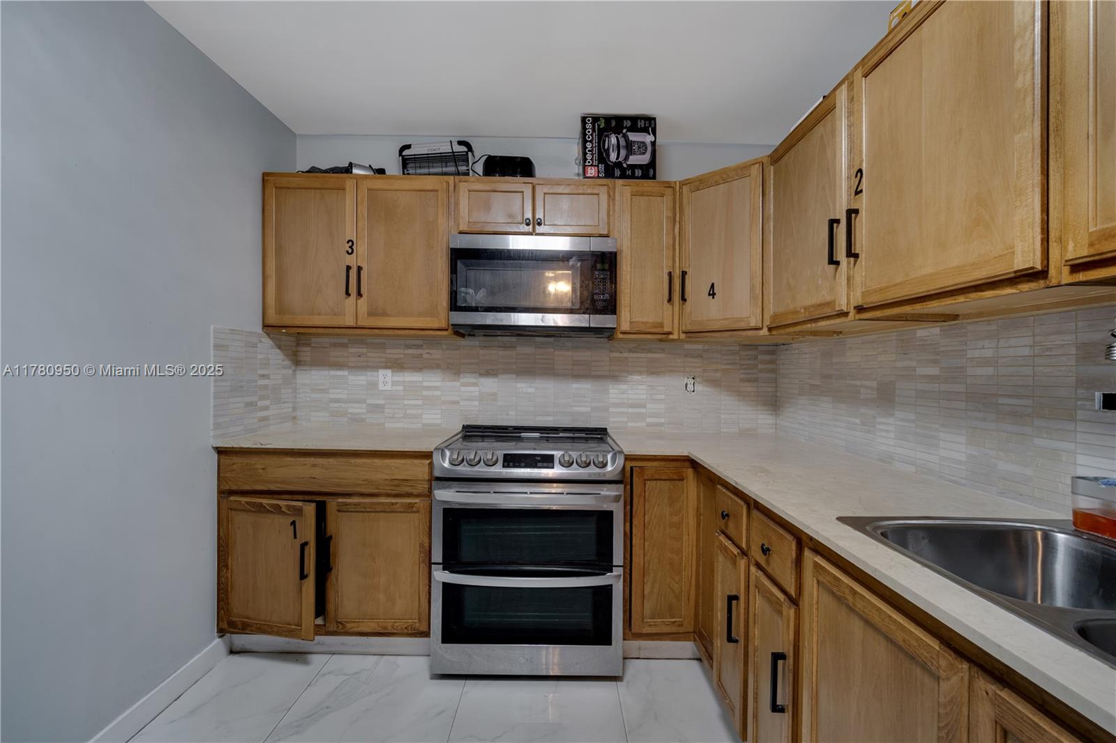 SECOND WESTMORELAND ADDN - Residential Income