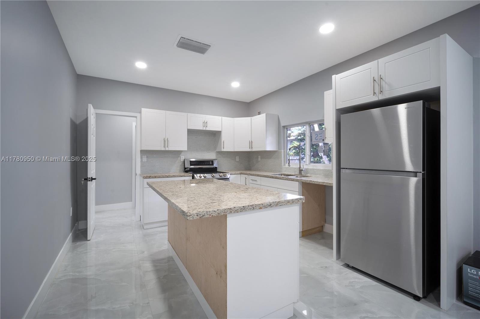 SECOND WESTMORELAND ADDN - Residential Income