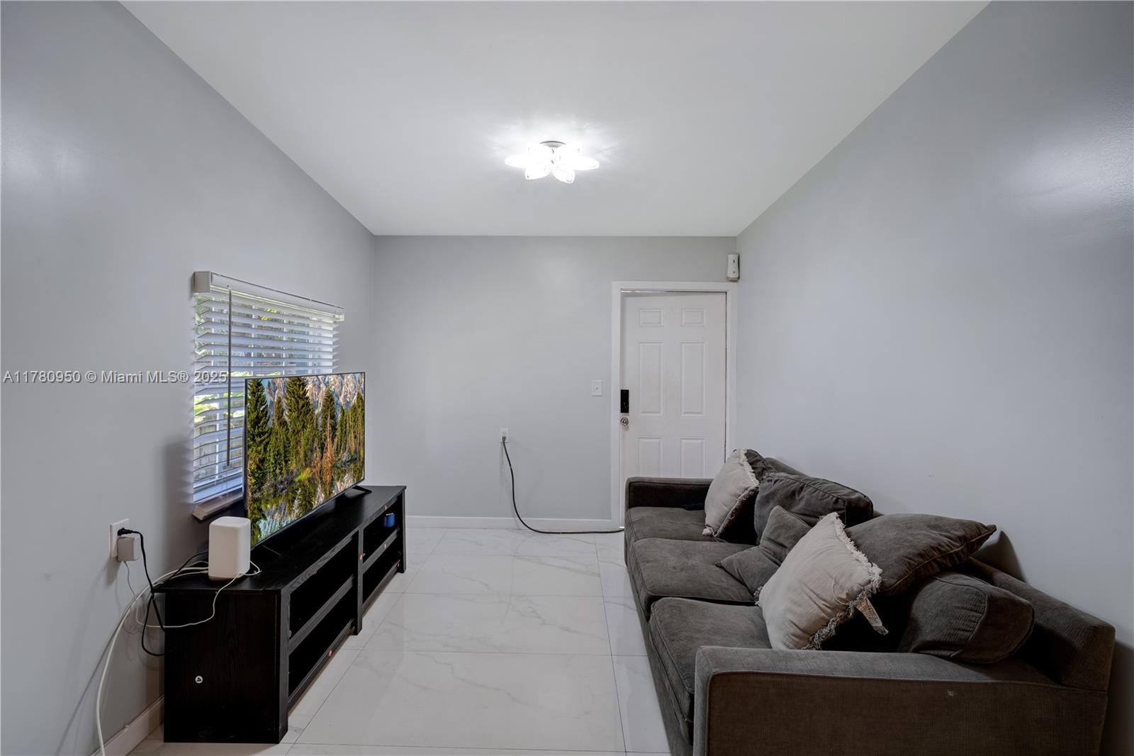 SECOND WESTMORELAND ADDN - Residential Income