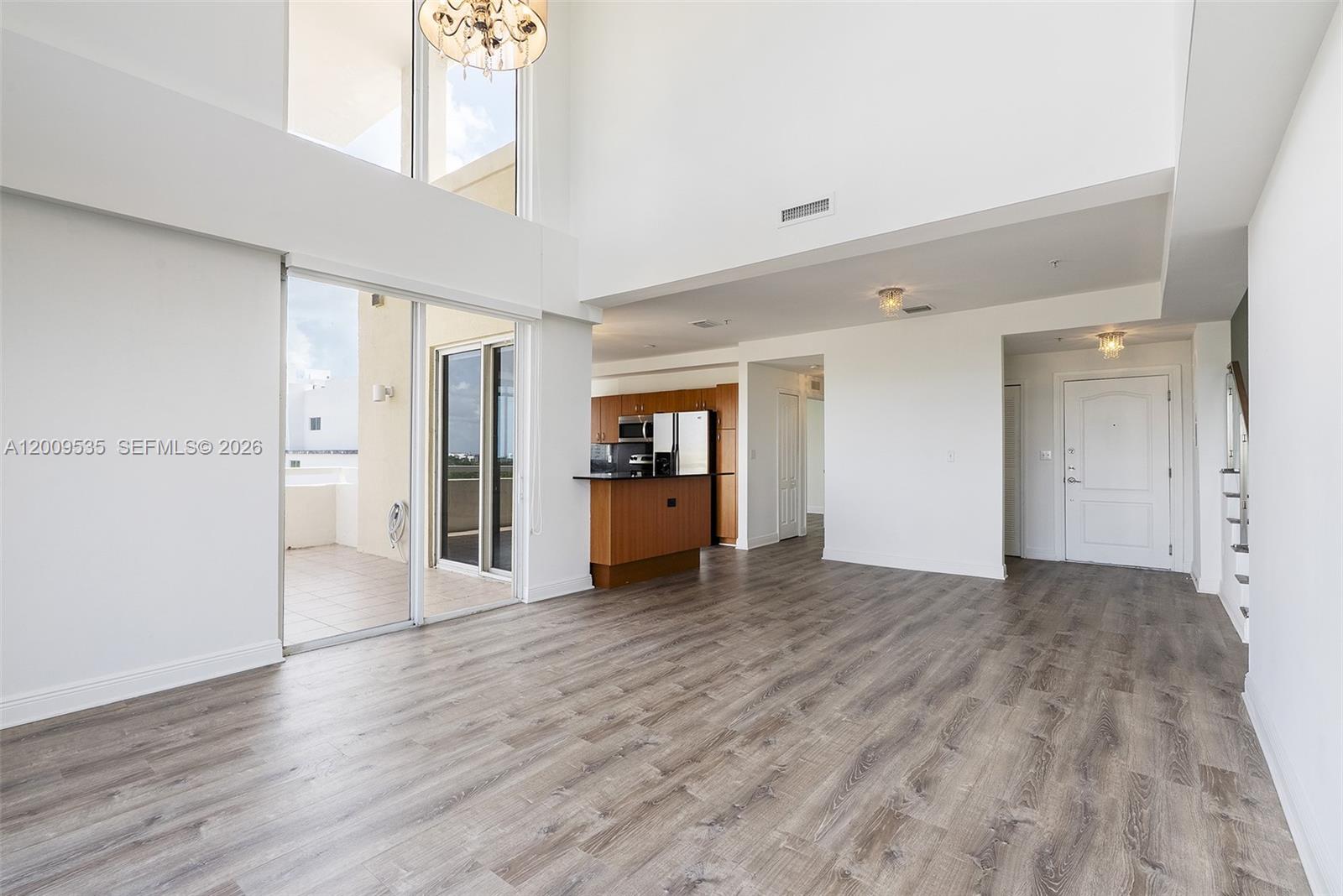 2400 SW 27th Ave PH-4