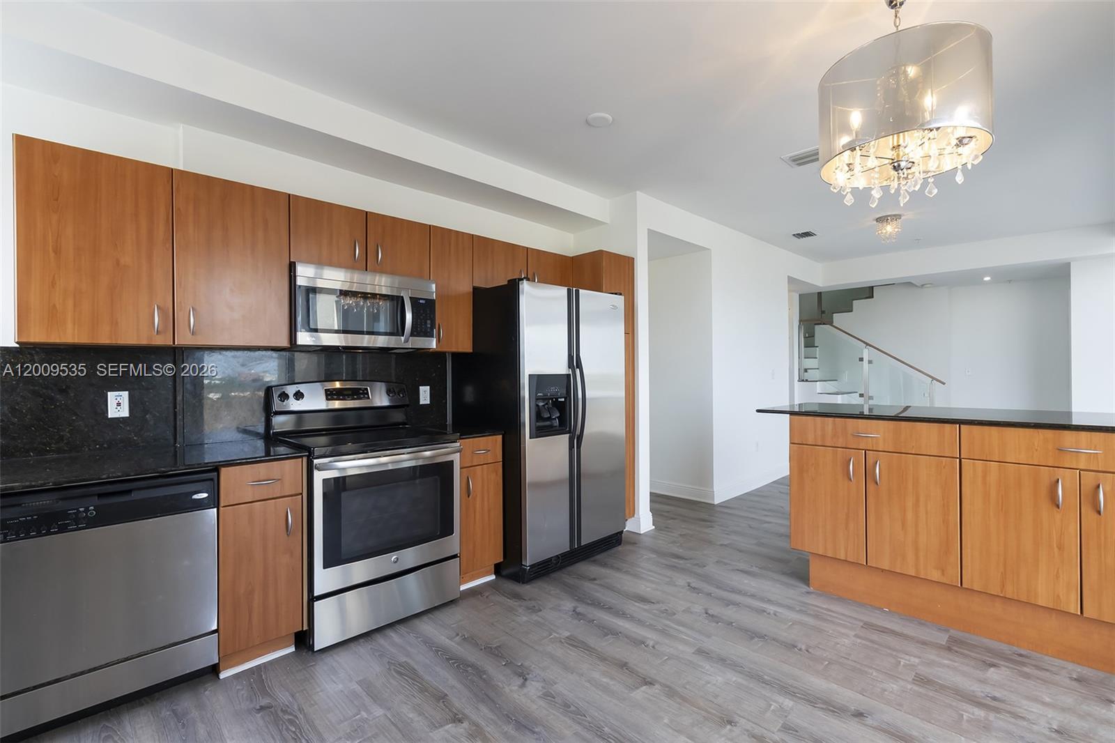 2400 SW 27th Ave PH-4