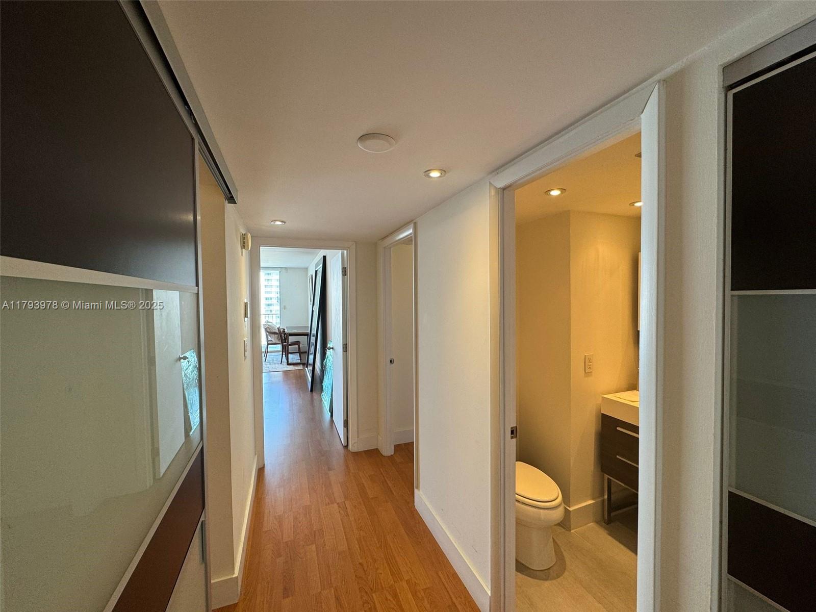 ADMIRALS PORT CONDO-WEST - Residential