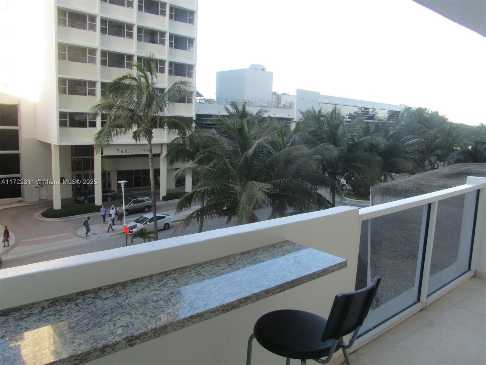 THE DECOPLAGE CONDO - Residential Lease