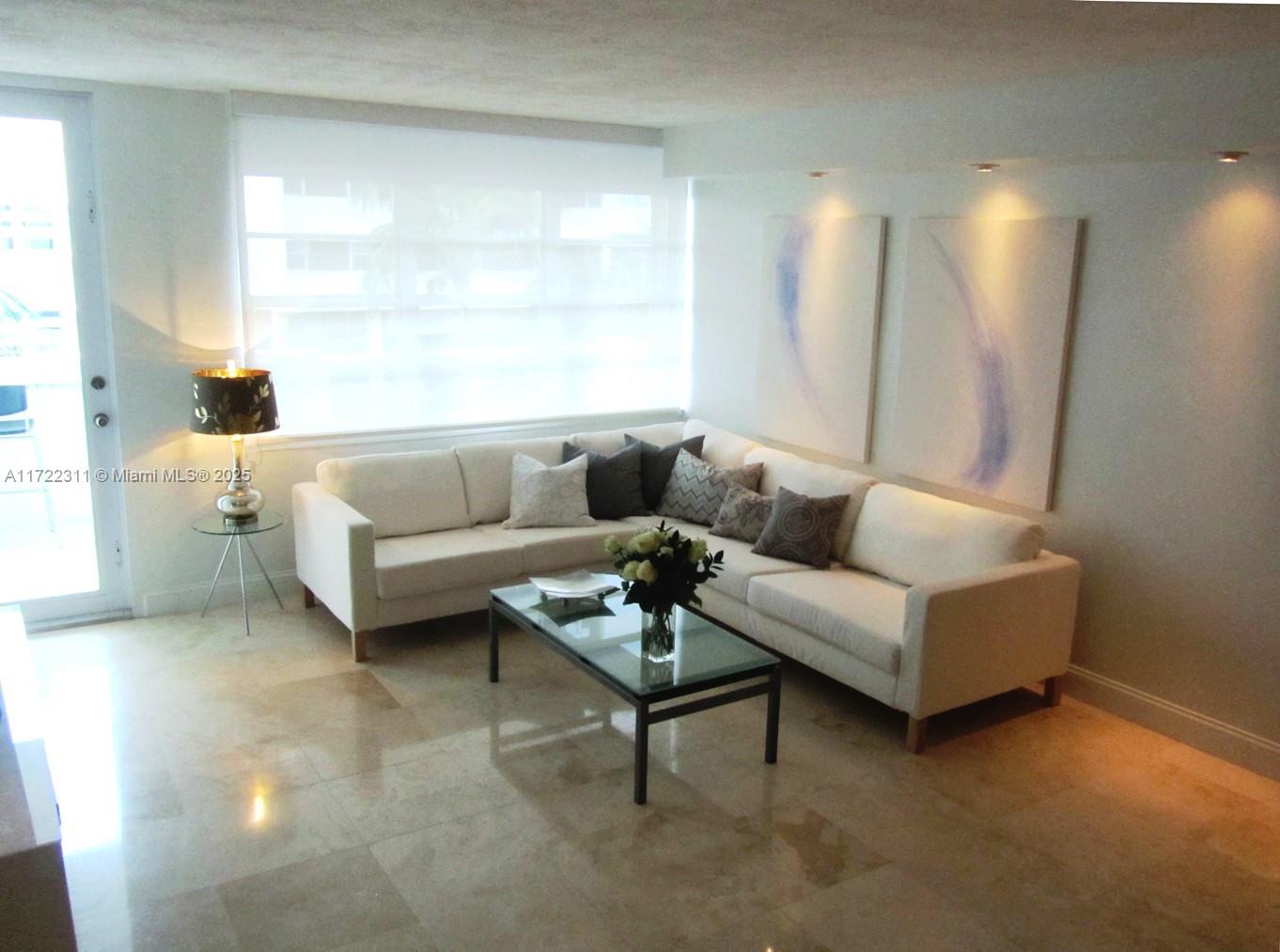 THE DECOPLAGE CONDO - Residential Lease