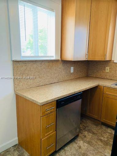 RIO VISTA ISLES - Residential Lease