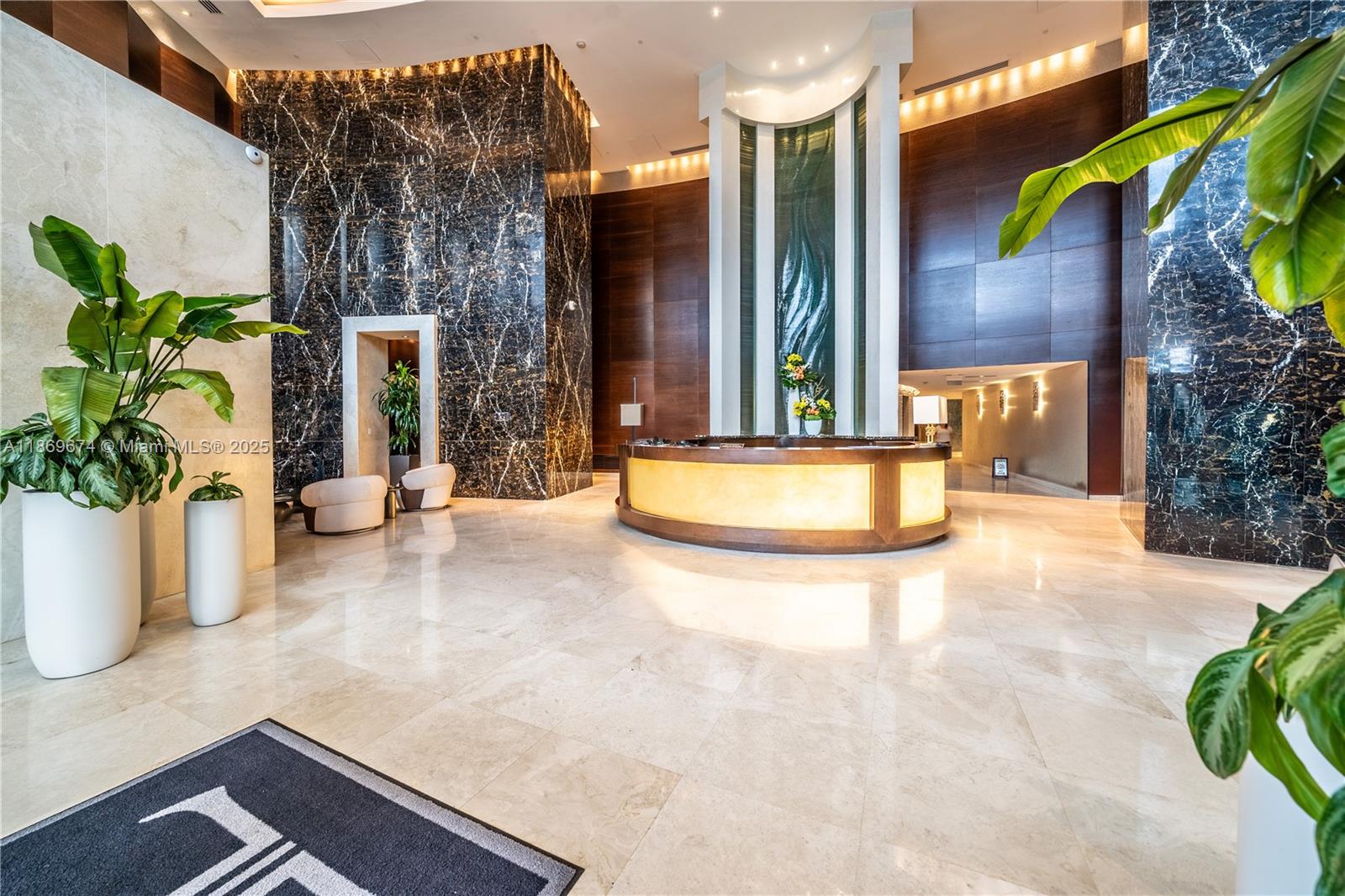 TDR TOWER I CONDO - Residential