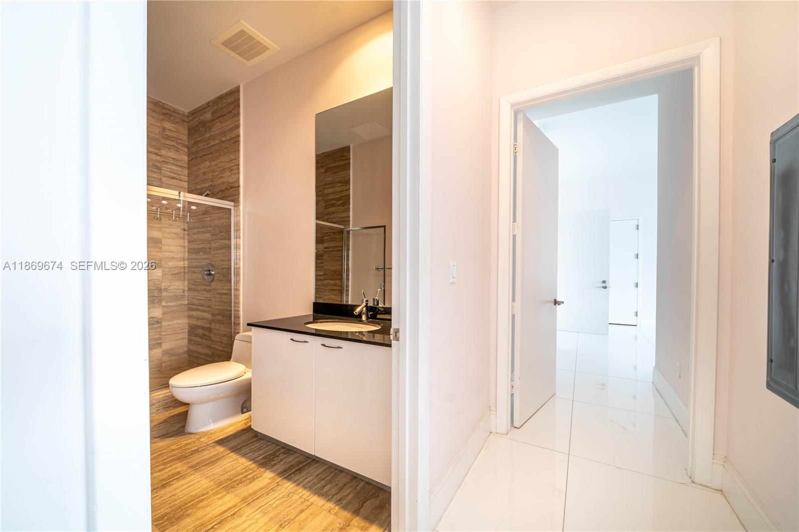 TDR TOWER I CONDO - Residential
