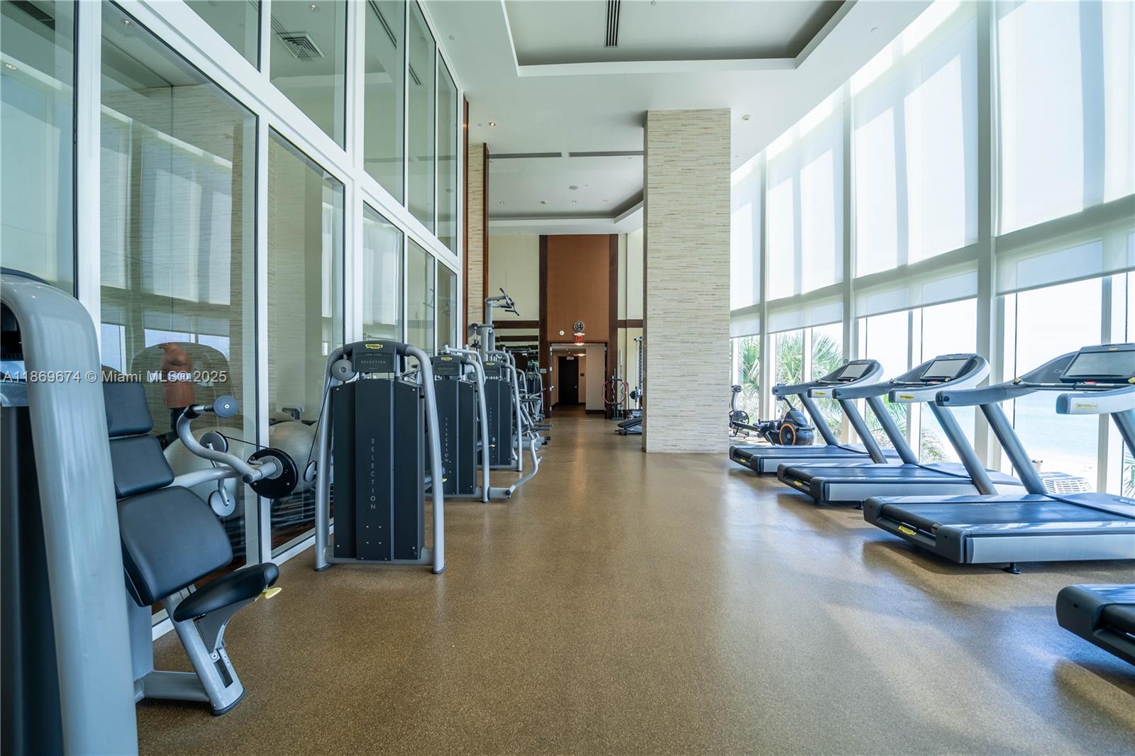 TDR TOWER I CONDO - Residential