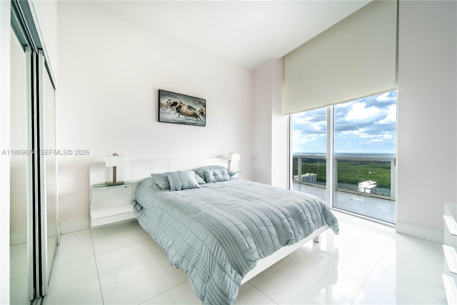 TDR TOWER I CONDO - Residential