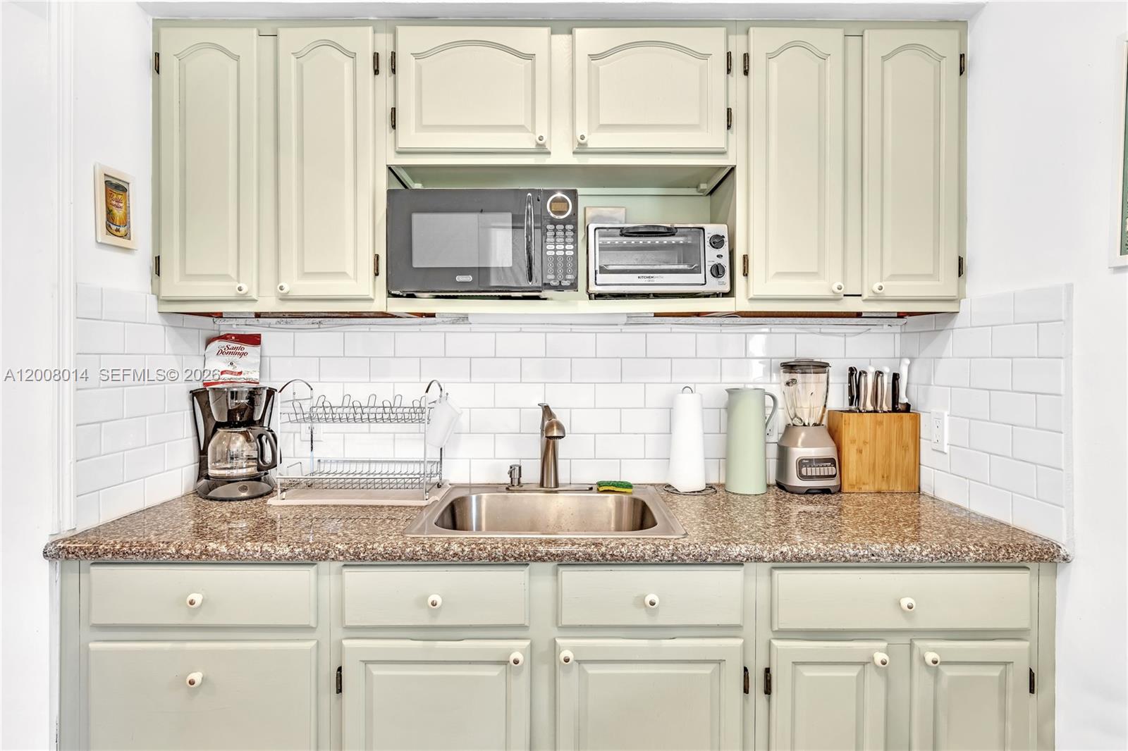 HAMPSHIRE HEATH - Residential