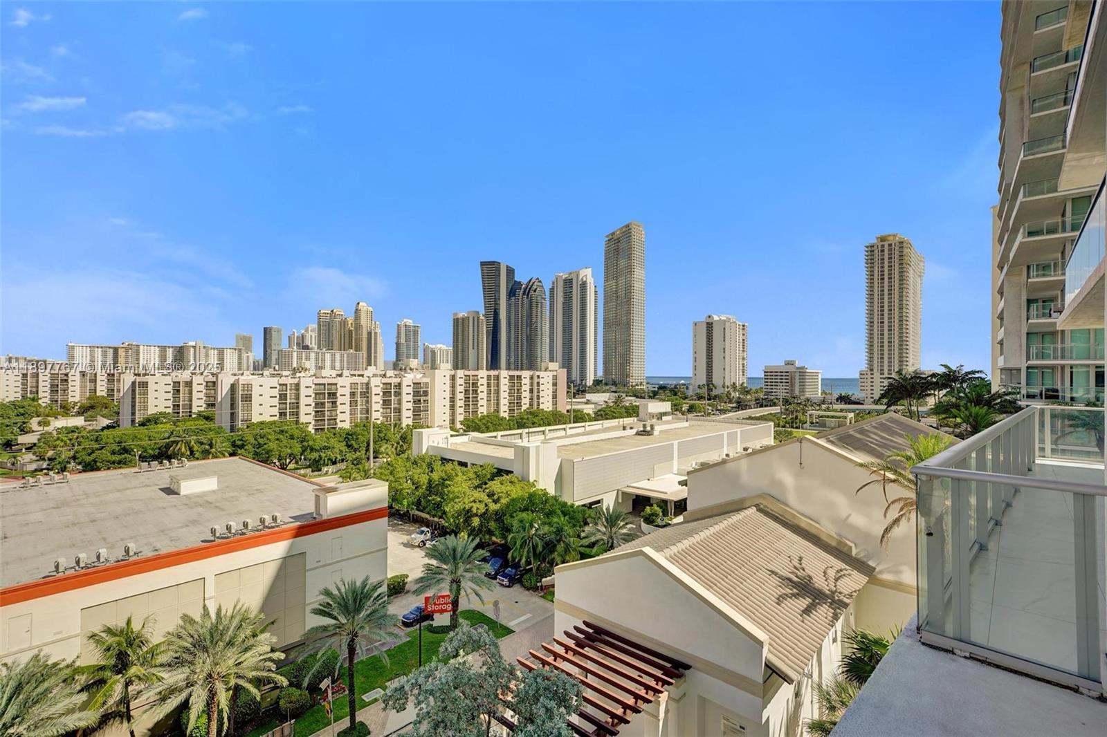 PARQUE TOWERS CONDO - Residential Lease