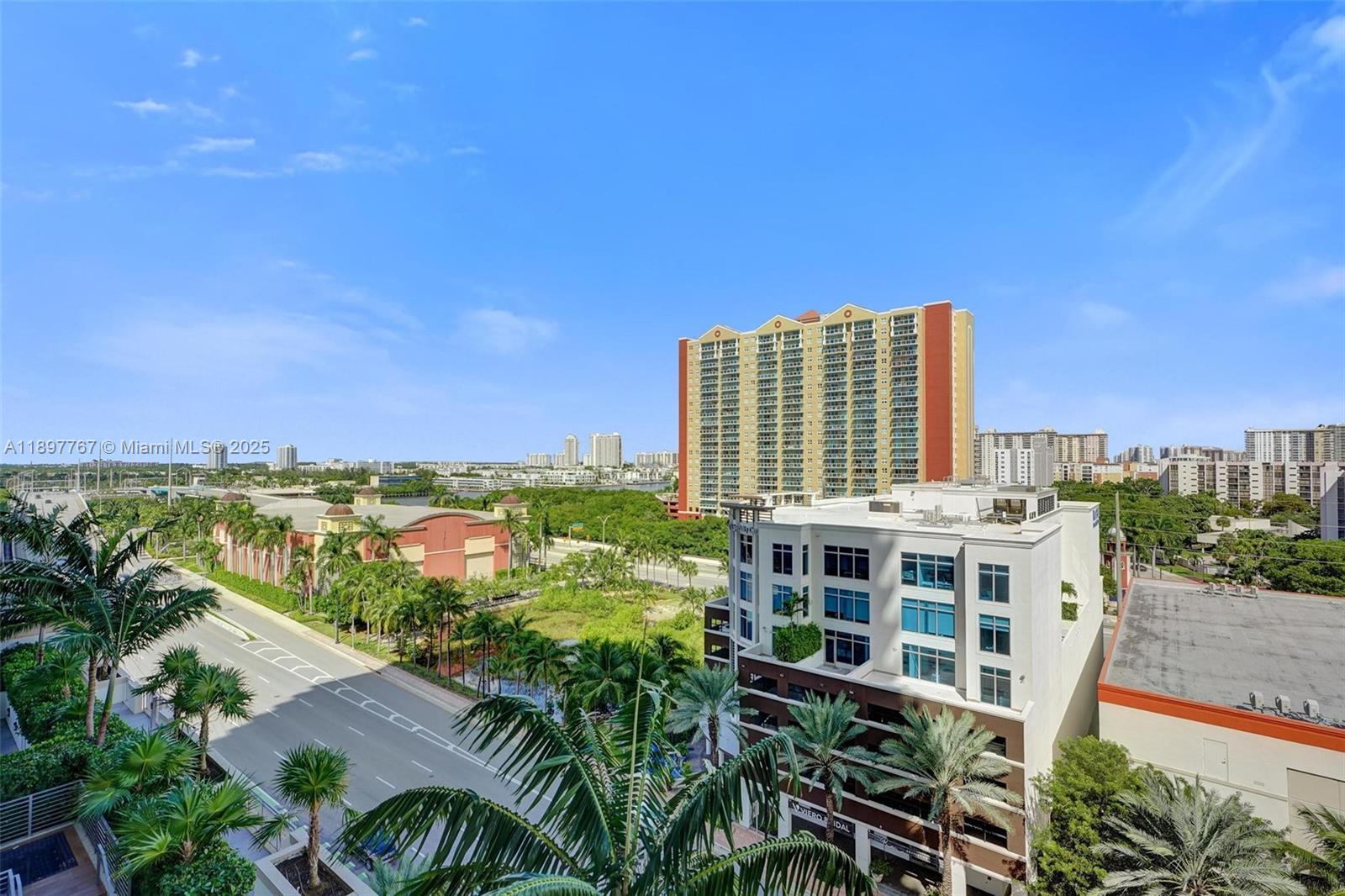 PARQUE TOWERS CONDO - Residential Lease