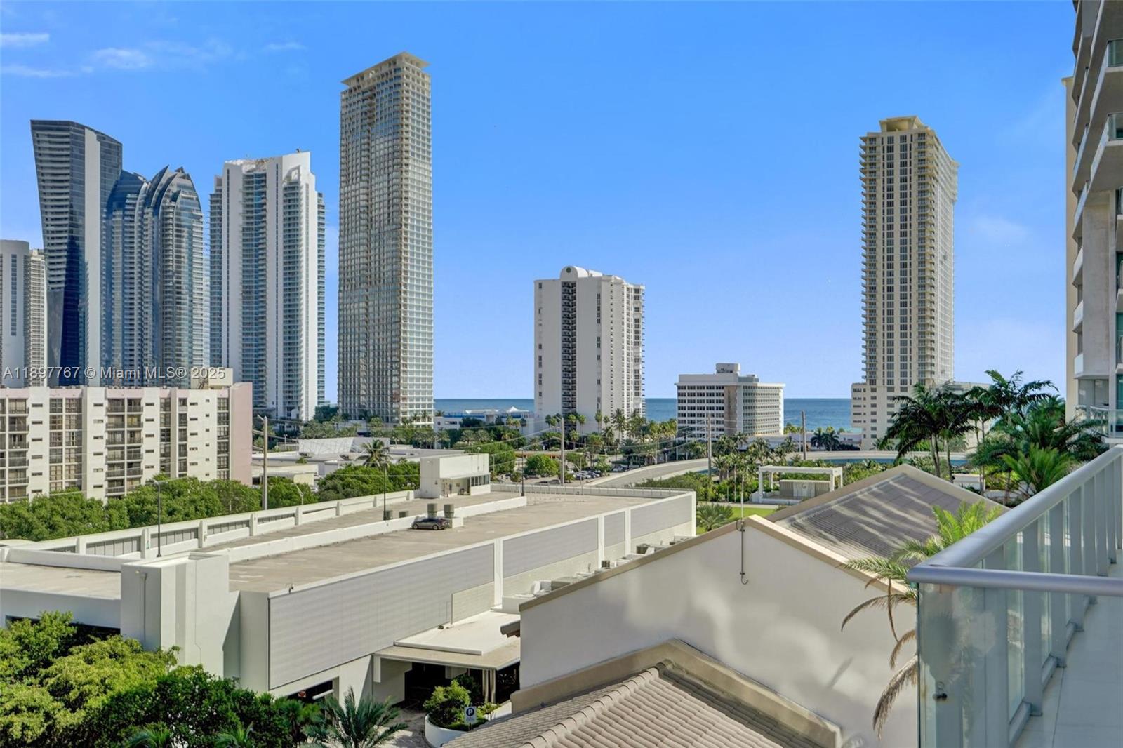 PARQUE TOWERS CONDO - Residential Lease