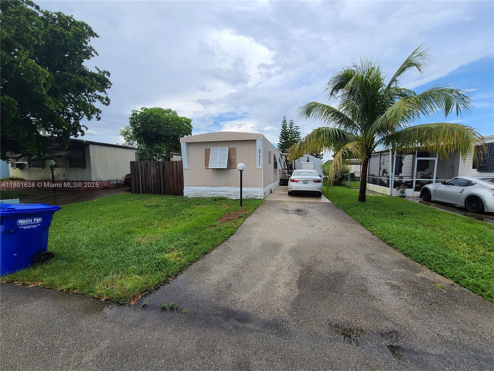Property for Sale at 21711 Nw 7th Ct, Pembroke Pines, Miami-Dade County, Florida - Bedrooms: 2 
Bathrooms: 2  - $225,000