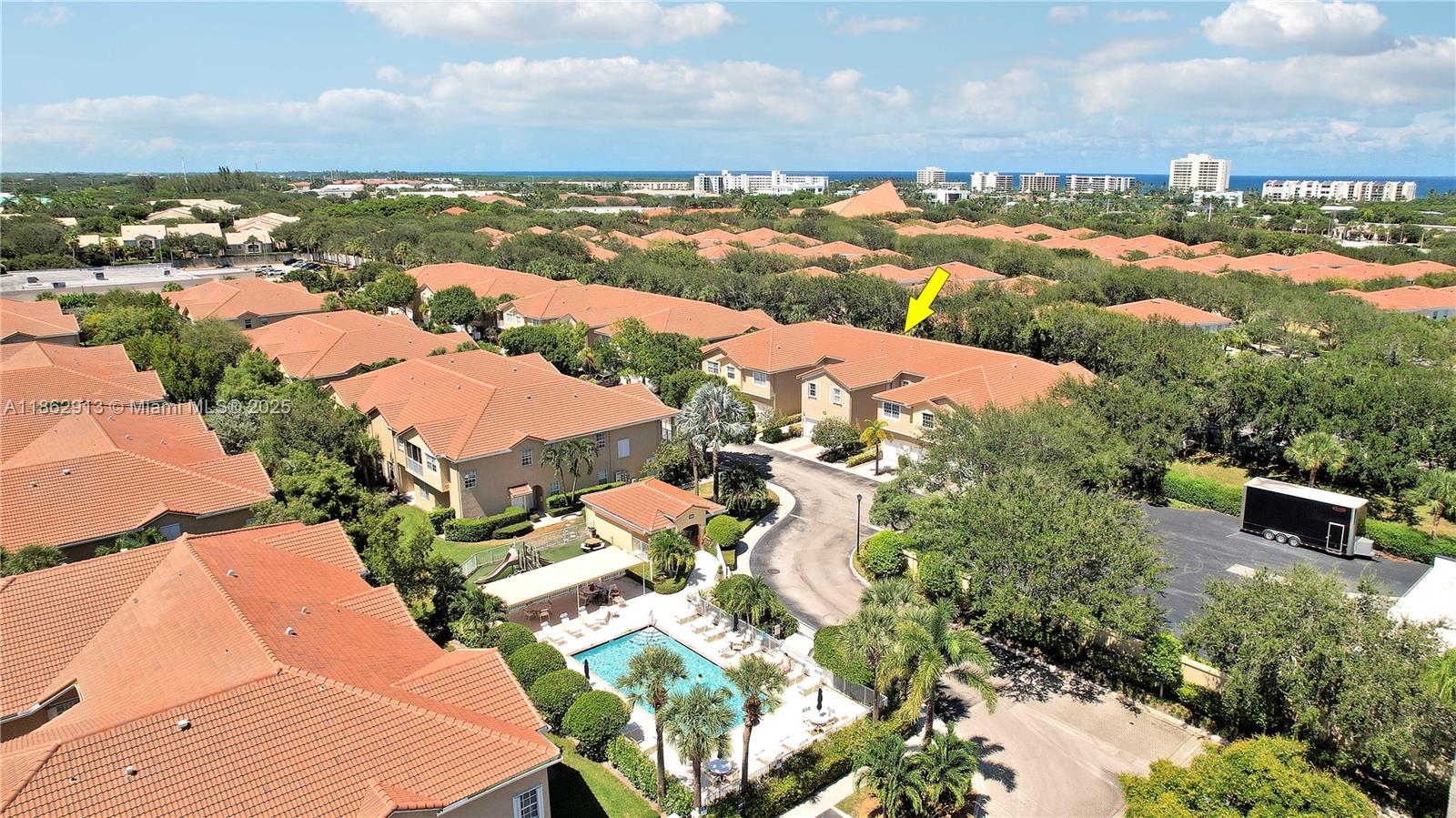 TEQUESTA TRACE CONDOMINIU - Residential