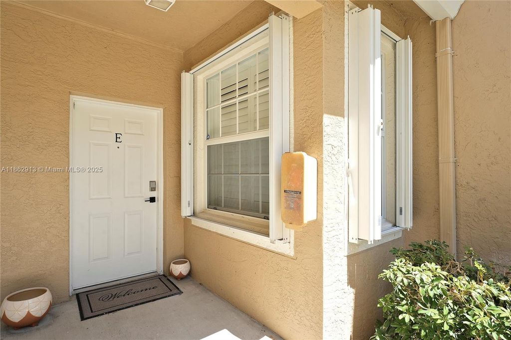 Photo of 108 Lighthouse Cir #E, Tequesta, FL 33469 (MLS # A11862913)