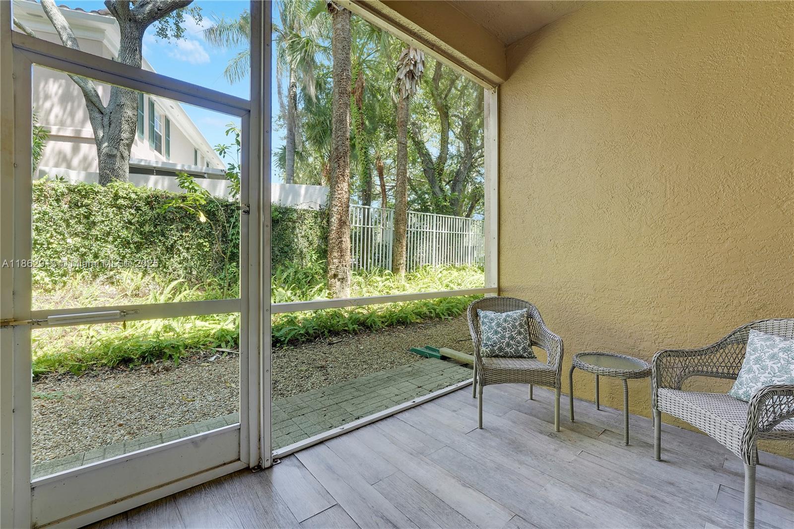 TEQUESTA TRACE CONDOMINIU - Residential