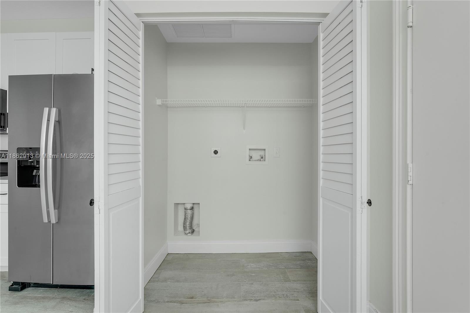 TEQUESTA TRACE CONDOMINIU - Residential