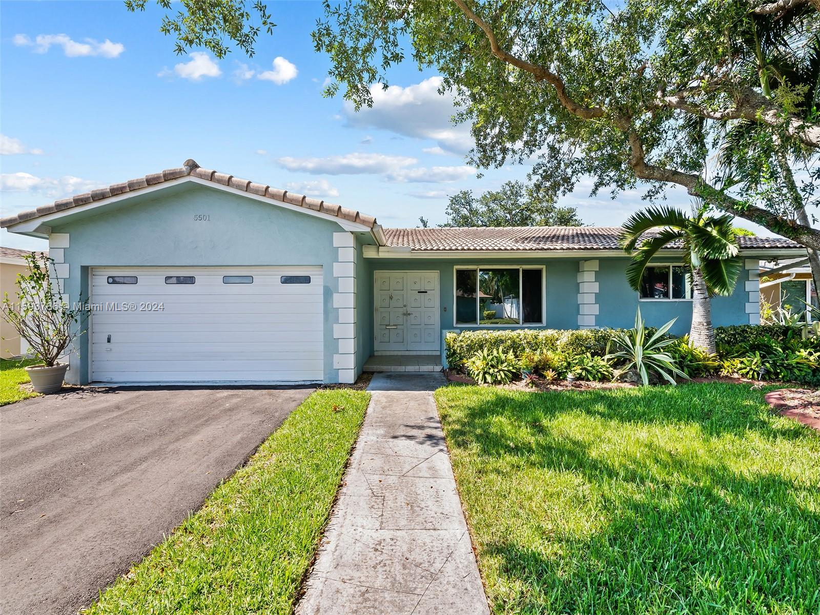 Property for Sale at 5501 Garfield St, Hollywood, Broward County, Florida - Bedrooms: 3 
Bathrooms: 2  - $699,000