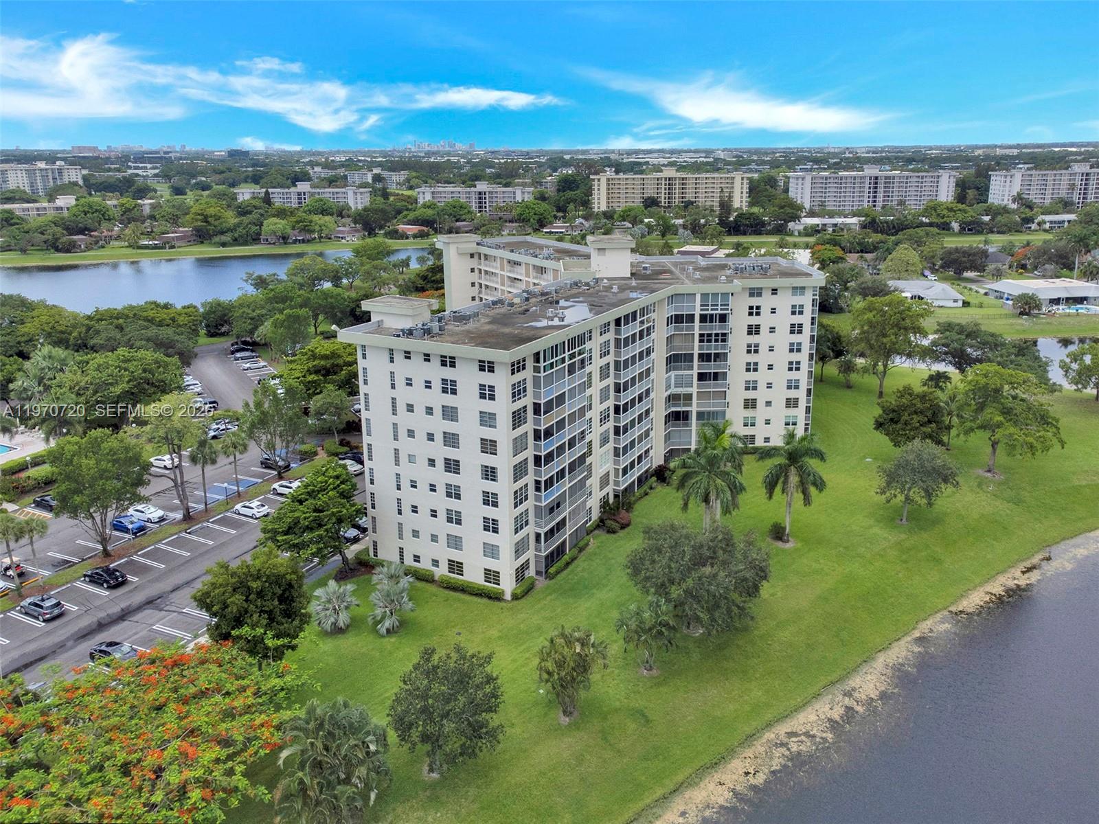 NO 38 PALM-AIRE COUNTRY C - Residential