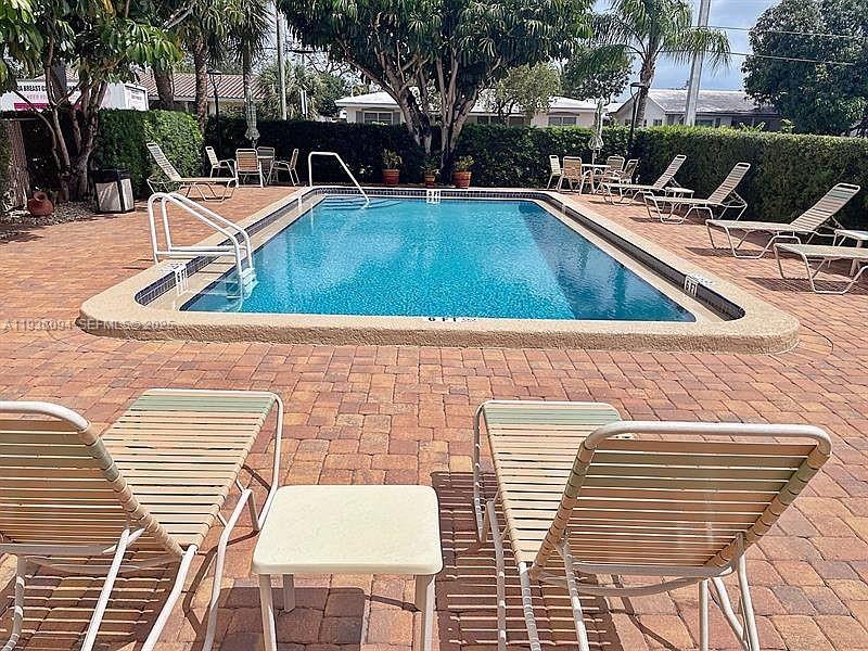 CASA VERANO CONDO - Residential