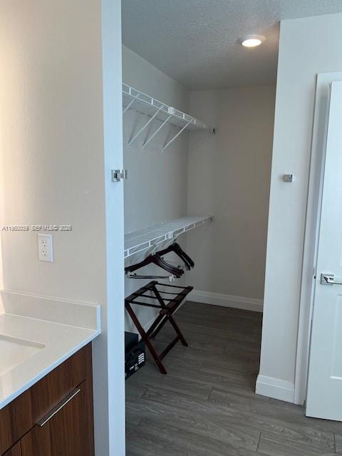 Grove Residence Condo II - Residential