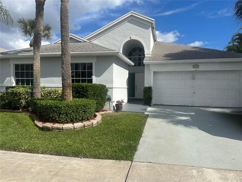 Photo of 9549 Aegean Dr, Boca Raton, FL 33496 (MLS # A11932391)