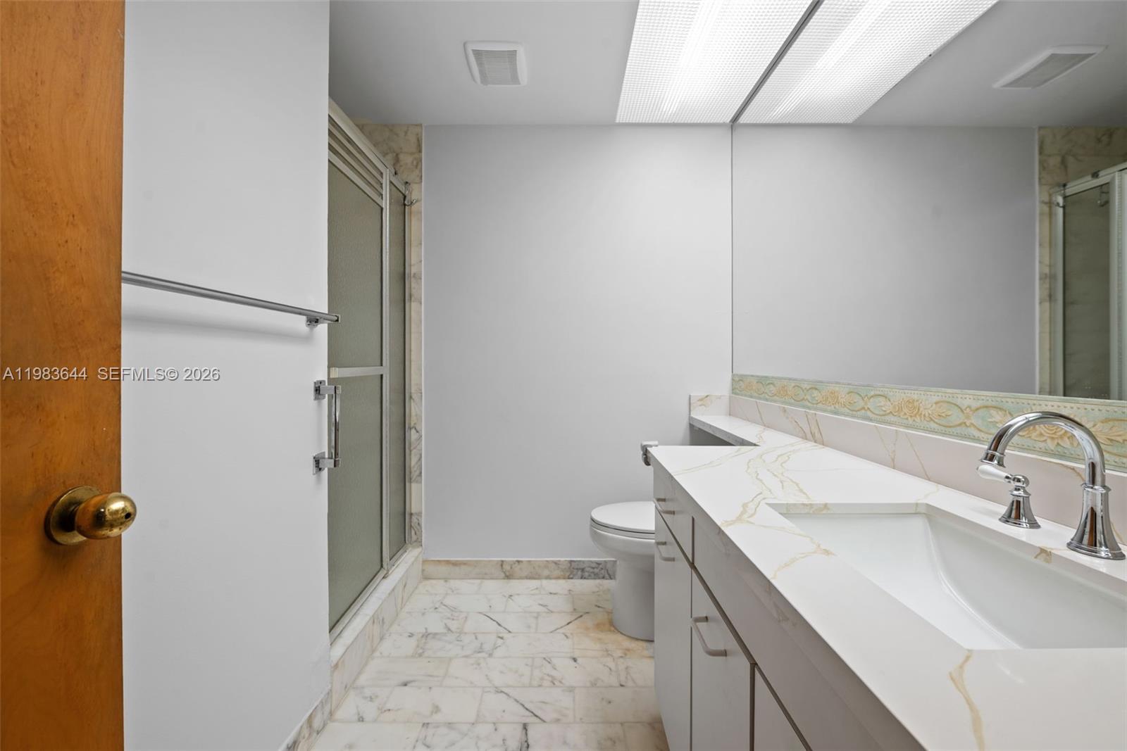 MARINA TOWER CONDO - Residential