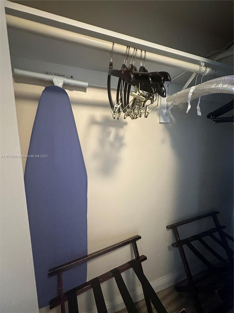 TRUMP INTERNATIONAL SONESA - Residential