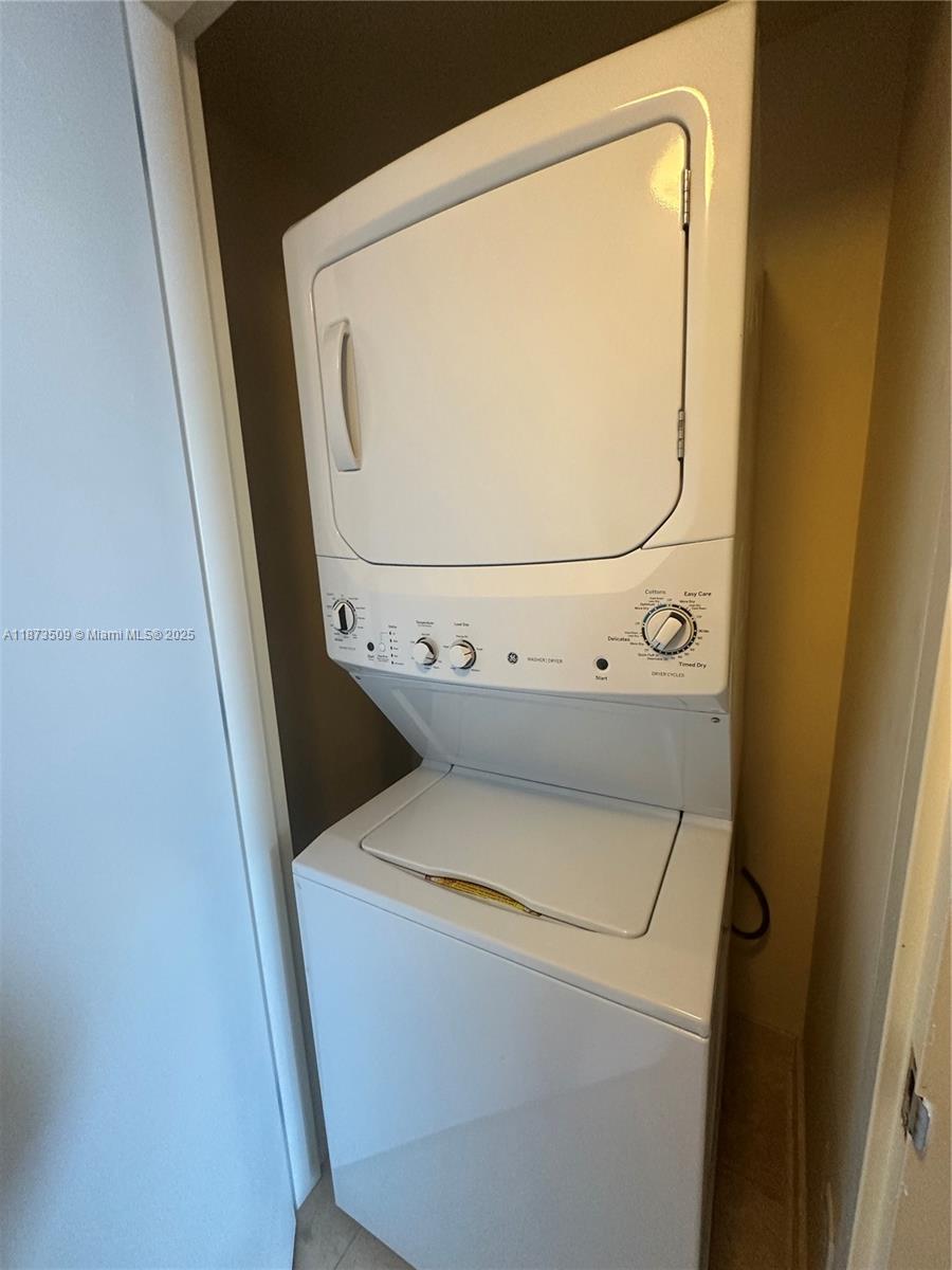 TRUMP INTERNATIONAL SONESA - Residential