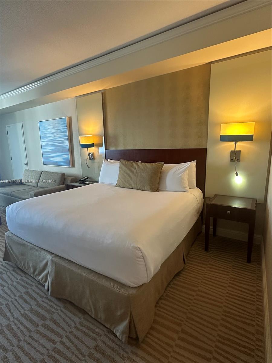 TRUMP INTERNATIONAL SONESA - Residential