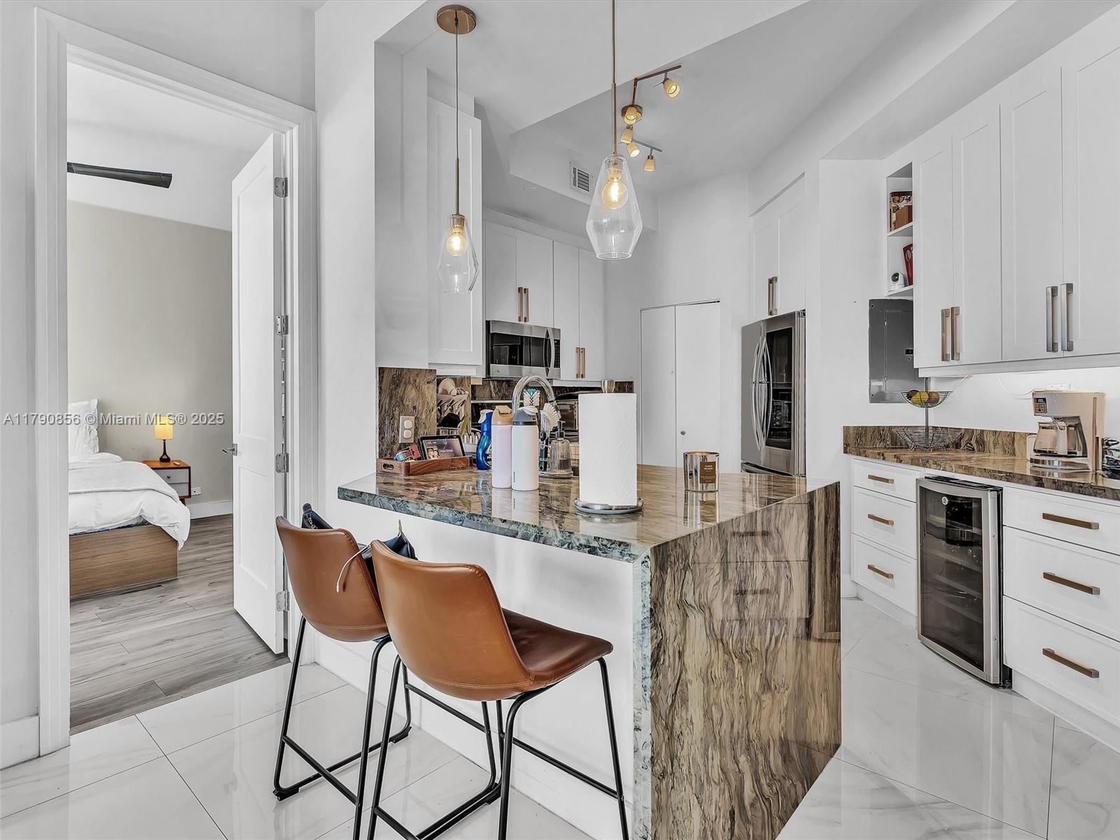 View photos, virtual tours, details... 888 Brickell Key Dr 2709