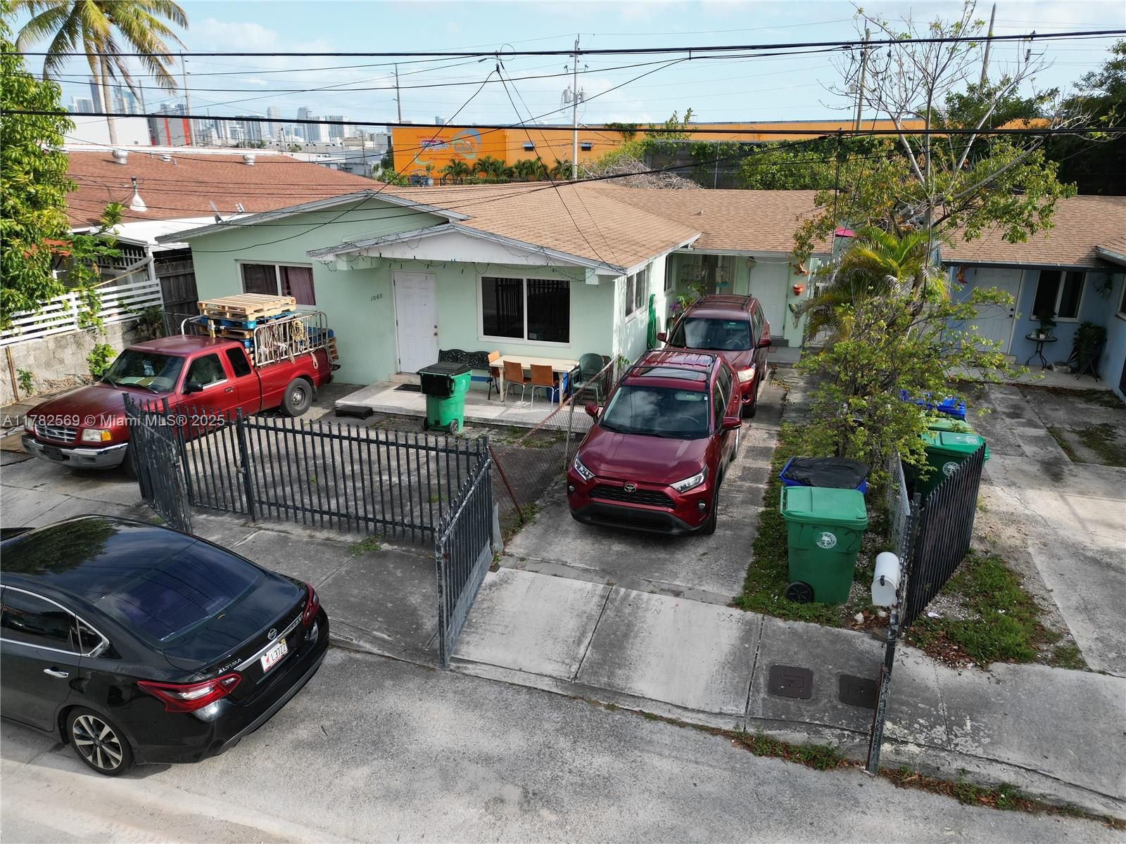 Located just seconds from the vibrant heart of Wynwood, this well-maintained duplex offers the perfect blend of location and income potential. Each unit features 2 bedrooms and 1 bathroom, currently rented at $2,100 per month—providing immediate cash flow. Long term tenants. 30 years and 13 years respectively. Never been late on rent and show desire to stay with new owner.
Upgrades include impact windows for added safety and energy efficiency, plus a newer roof installed in 2020. Whether you're an investor looking for a turnkey property or a homeowner seeking rental income, this property checks all the boxes.
Don’t miss your chance to own in one of Miami’s most desirable and rapidly growing areas!