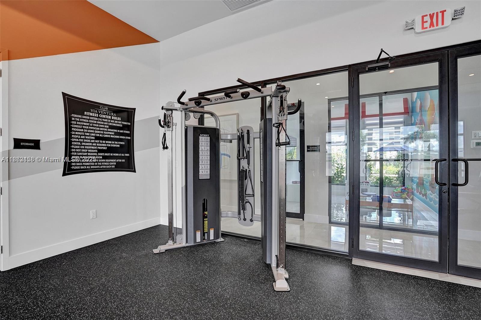 VIA VENTURA - Residential Lease