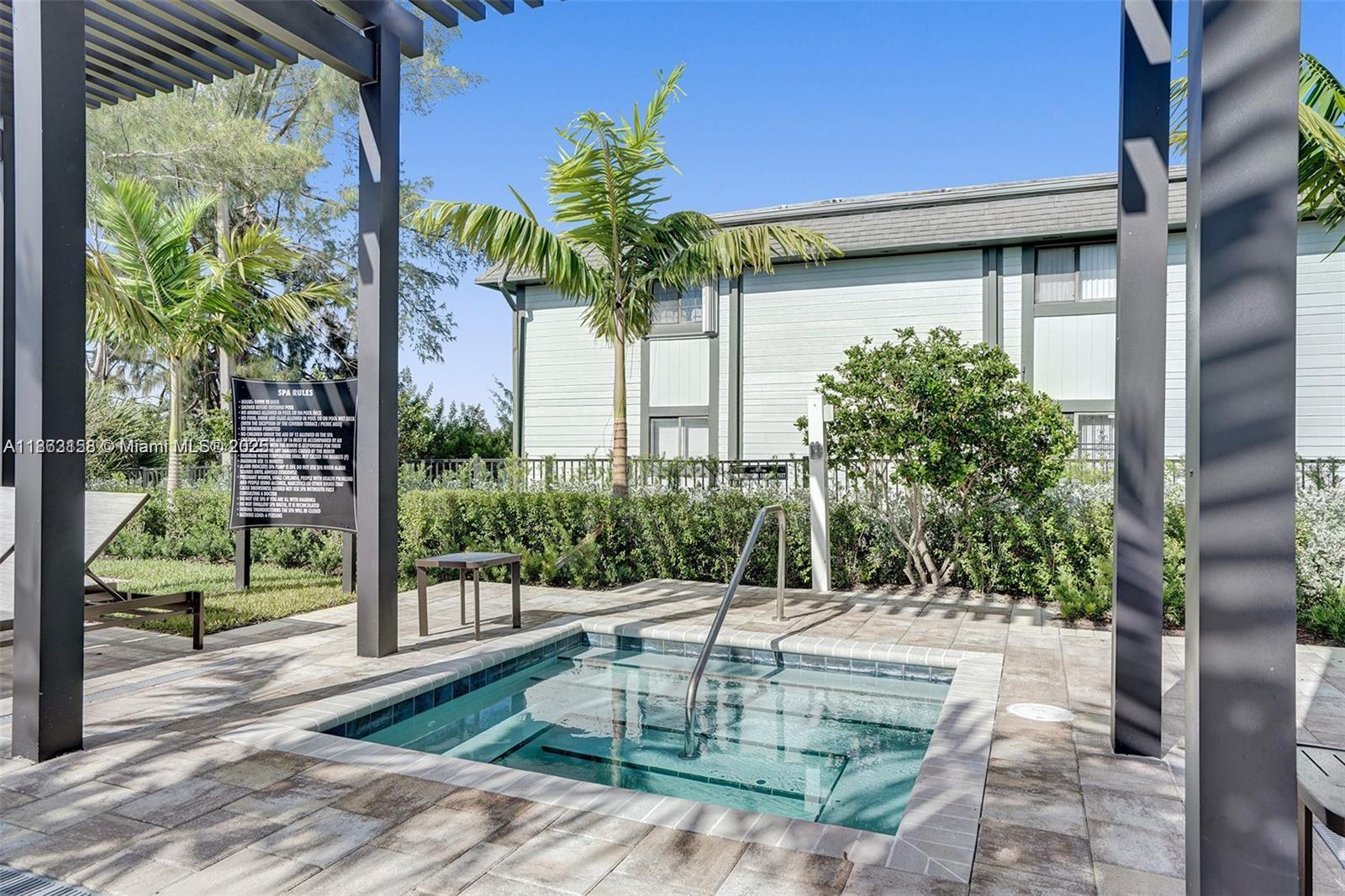 VIA VENTURA - Residential Lease