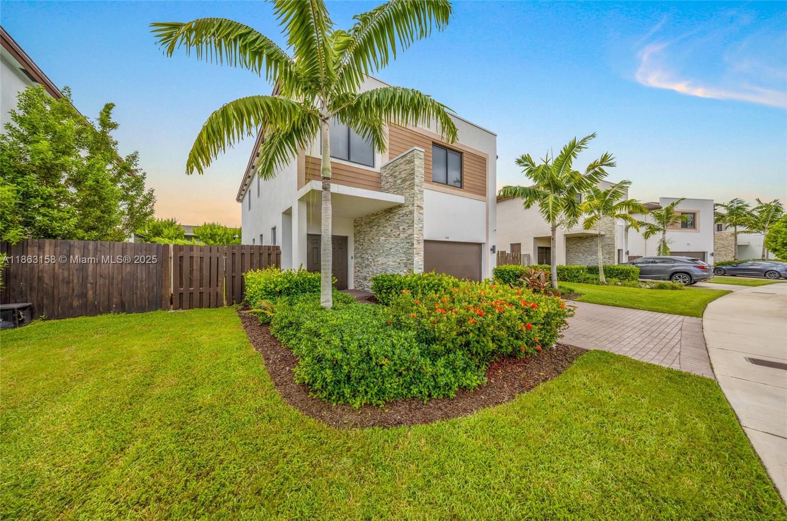 268 NE 210th Way 0