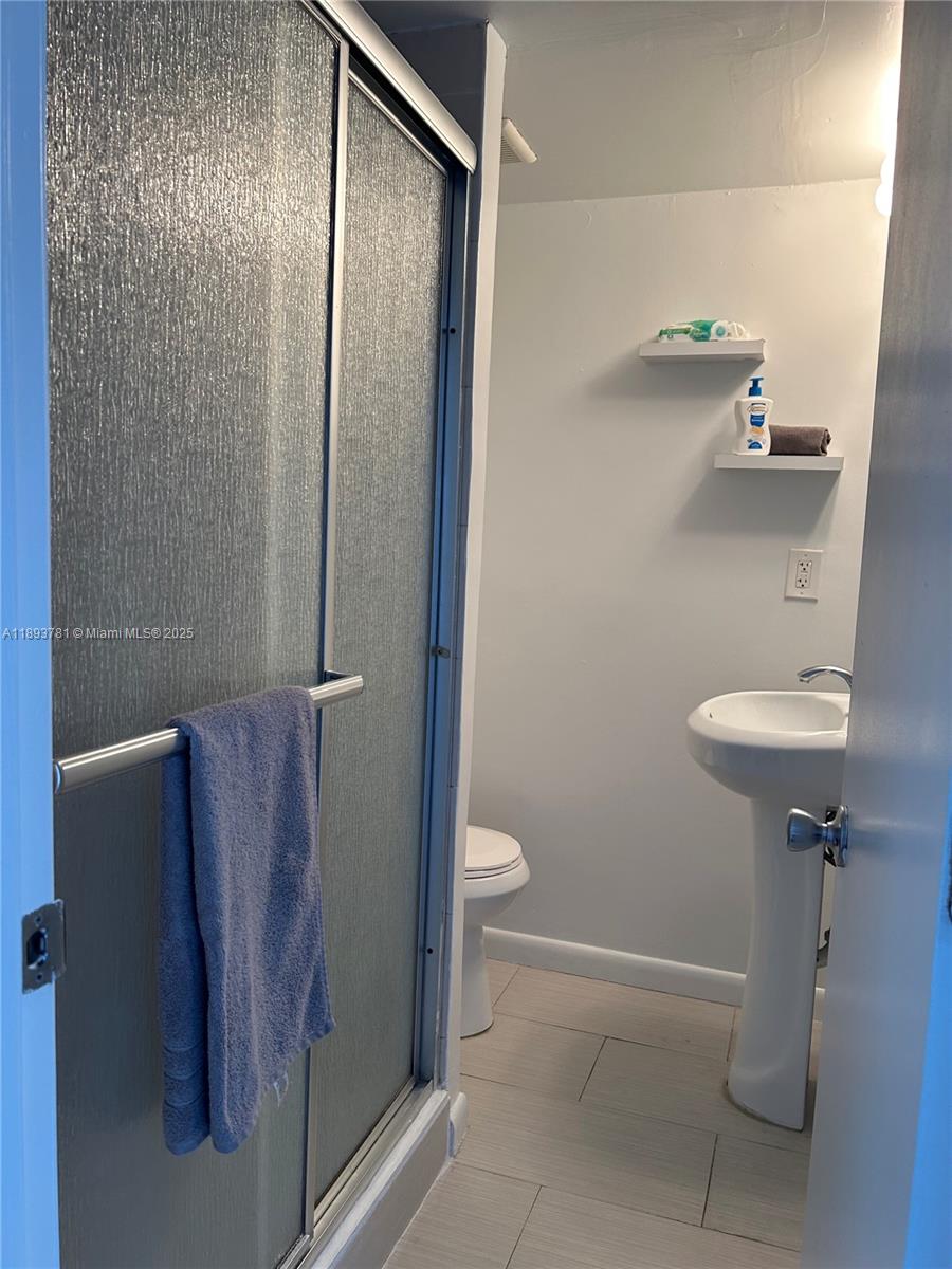 TOWER 1800 CONDO - Residential