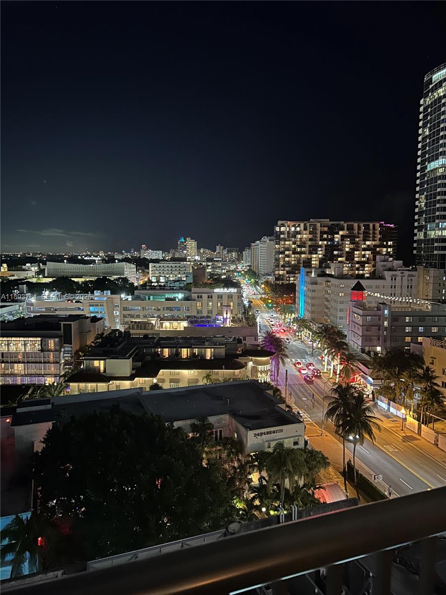 TOWER 1800 CONDO - Residential