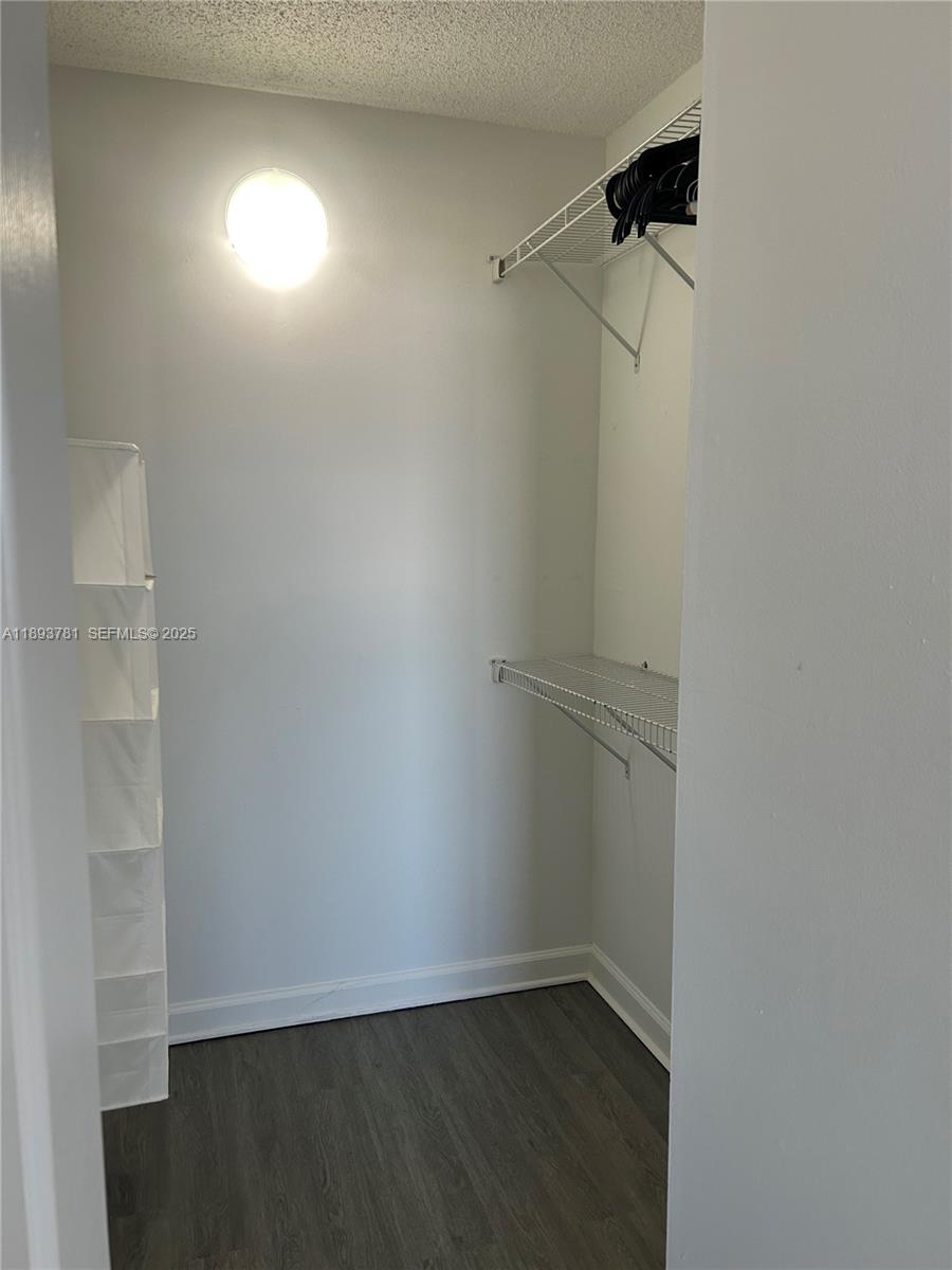 TOWER 1800 CONDO - Residential