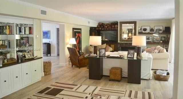 CAPE FLA CLUB CONDO CLUST - Residential