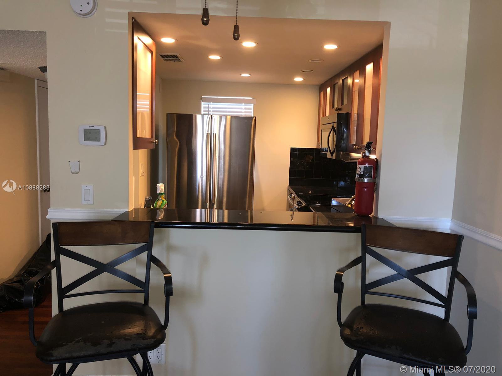 PARKSIDE TOWERS CONDO - Residential