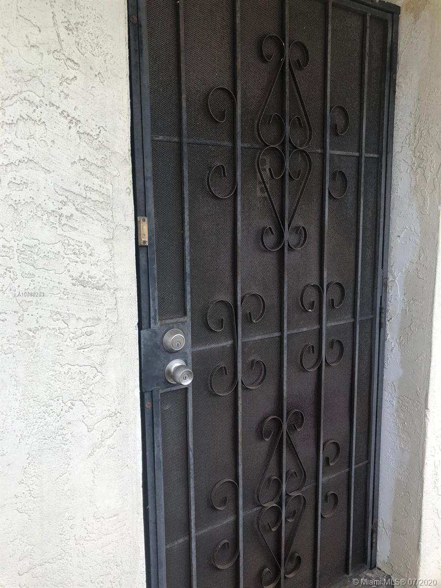 PARKSIDE TOWERS CONDO - Residential