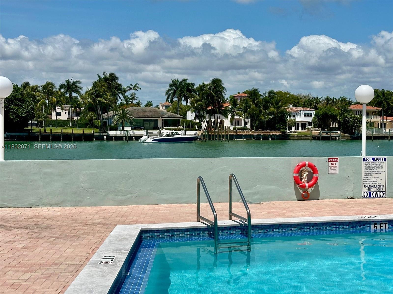 5838 CONDOMINIUM - Residential