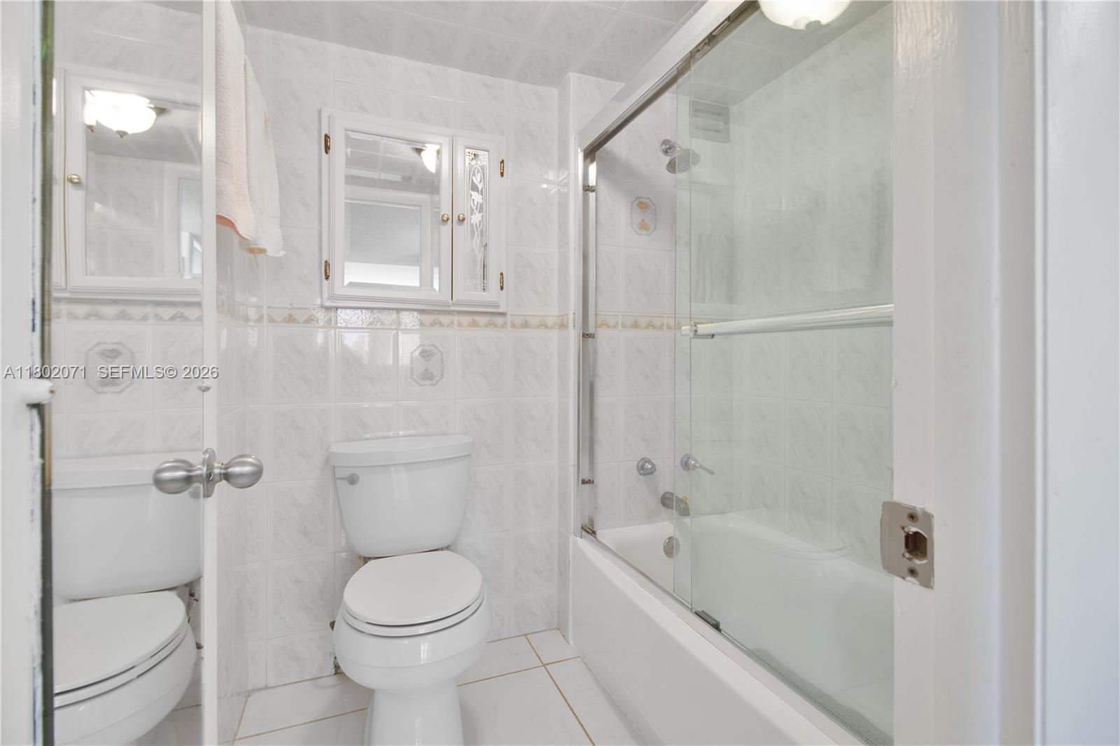 5838 CONDOMINIUM - Residential